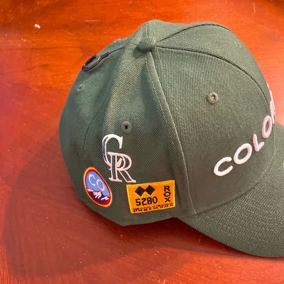 Brand New Colorado Rockies City Connect '47
Snapback - Picture 2 of 10